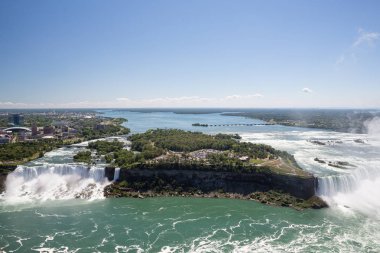 Niagara Şelalesi inanılmaz gücü Kanada tarafında