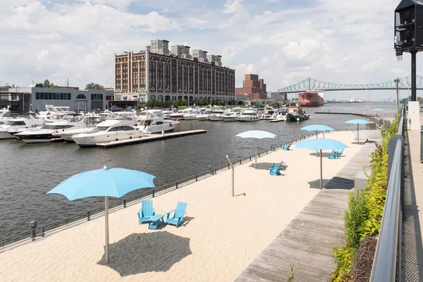 Saat Kulesi Beach eski liman Montreal Kanada