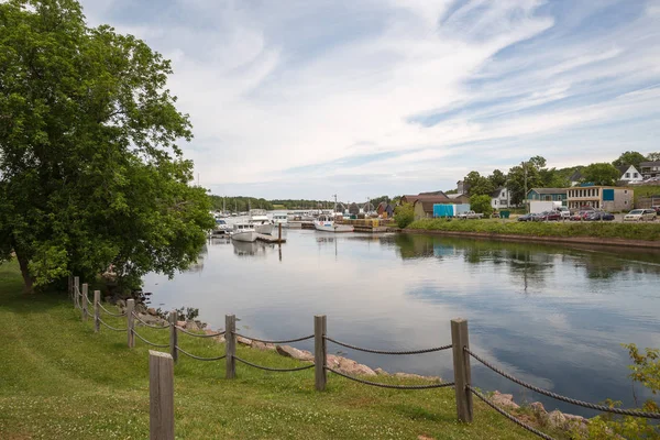 The small harbor of Montague on Prince Edward Island — Stock Photo, Image