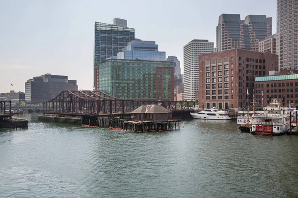 Boston manzarası ve cityscape limanın dan