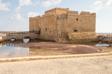 Paphos Kıbrıs'taki eski kalede