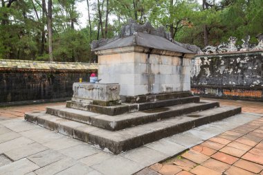 Tu Duc ton Vietnam Khiem Türbesi