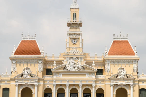 Ayuntamiento de Ho Chi Minh en el antiguo Saigón — Foto de Stock