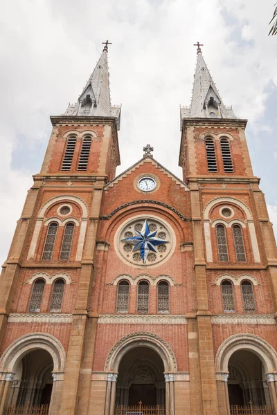 Saigon Ho Si Minh-város Notre Dame-bazilika — Stock Fotó