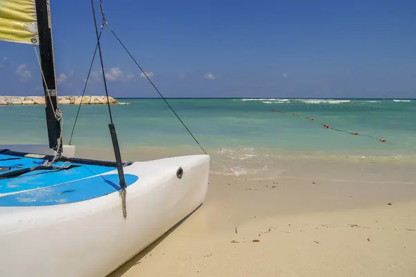 ¿Vamos a navegar - tiempo para la diversión en Jamaica — Foto de Stock