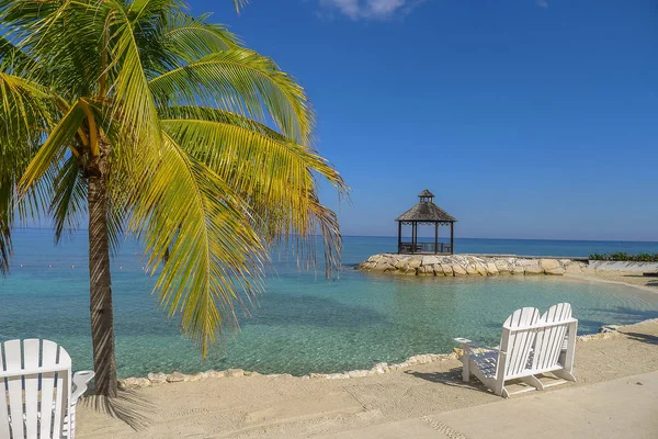 Lovers Seat on the beach in Jamaica — Stock Photo, Image