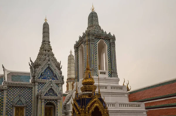 Hor Phra Gandhararat à Bangkok — Photo