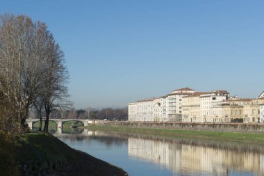 Arno Nehri ve Floransa binalarda görünümü