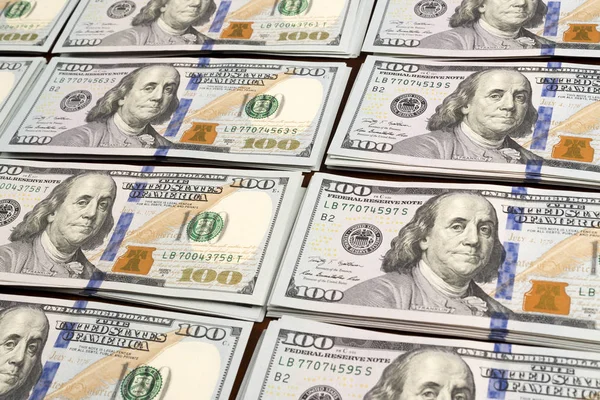 Dolar tablosundaki satır yığınları