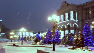 Maidan kare pan bağımsızlık Monument to postane gece kar yağışı
