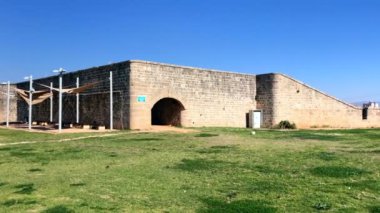 Müstahkem şehir surları Acre veya IFF, İsrail