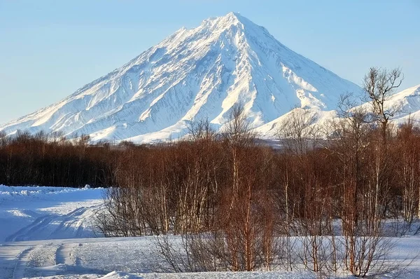 Beau paysage volcanique d'hiver — Photo