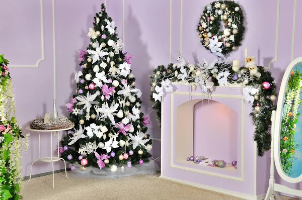 Interior room decorated in Christmas style. — Stock Photo, Image