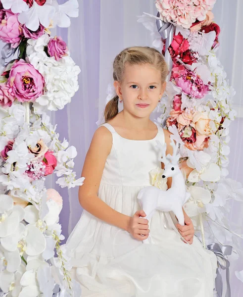 Cute cheerful little girl portrait — Stock Photo, Image