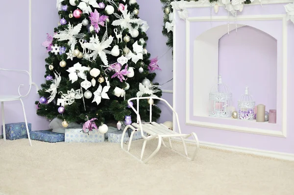 Classic Interior room decorated in Christmas style — Stock Photo, Image