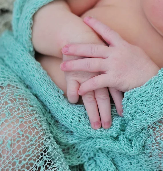 Zbliżenie Baby hand — Zdjęcie stockowe