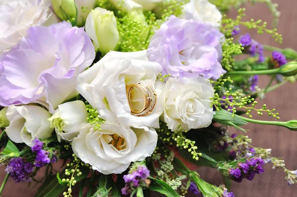 Bruiloft bloemen, bruids boeket closeup. — Stockfoto