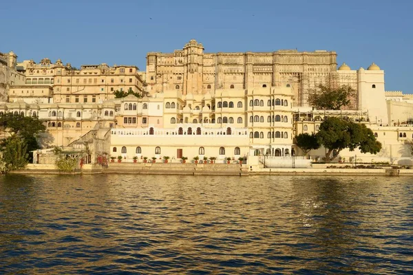 Landschap van het oude kasteel in India — Stockfoto