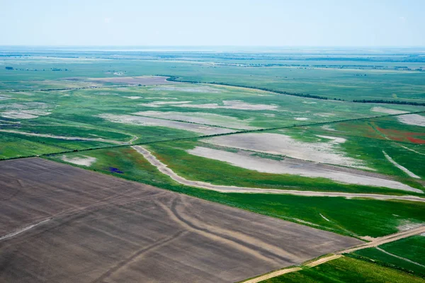 Agrarflächen durch aggressive Landwirtschaft beschädigt — Stockfoto