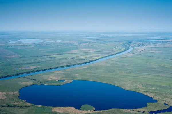 Vista aérea del Delta del Danubio sobre la naturaleza única — Foto de Stock