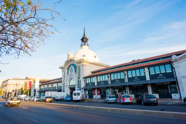Mercado da Ribeira el mercado más grande de Lisboa — Foto de Stock