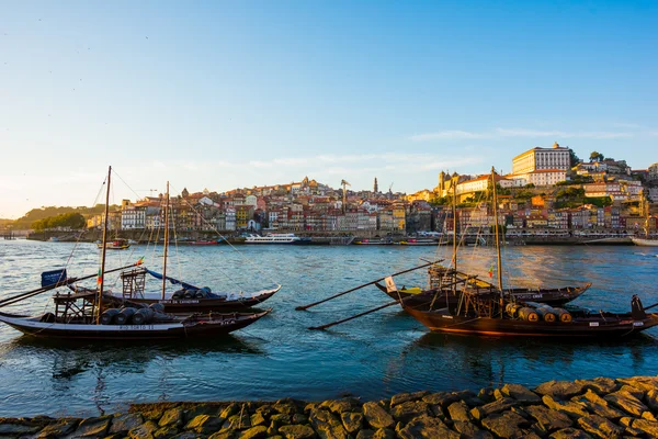 eski geleneksel şirin evlerde