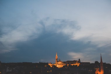 Budapeşte 'deki Matthias Kilisesi