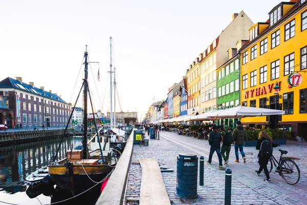 Катера на Копенгагенском канале Стоковое Фото