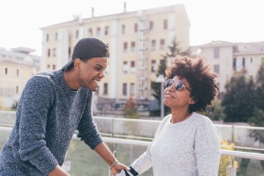 Çift birlikte eğleniyor City 