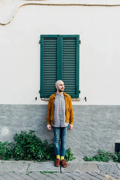 Man overlooking pensive posing — Stock Photo, Image