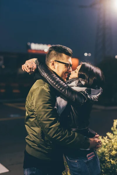 Beautiful couple hugging — Stock Photo, Image