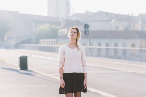 Young Woman Looking Outdoor Determination Confidence Girl Power Concept — Stock Photo, Image