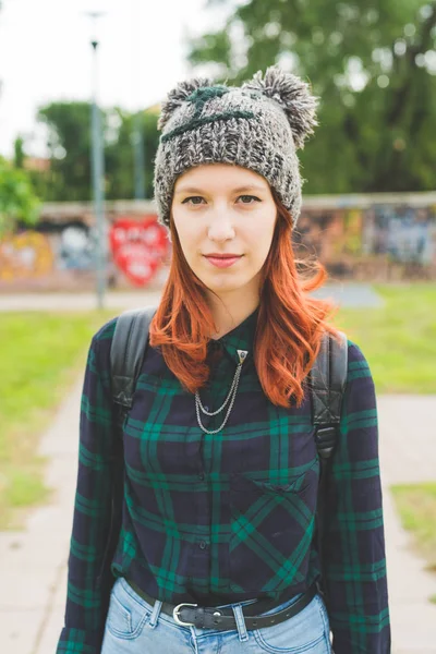 Young Woman Redhead Outdoors Looking Camera — Stock Photo, Image