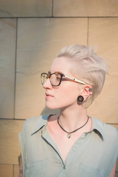 Young Woman Glasses Looking Away — Stock Photo, Image