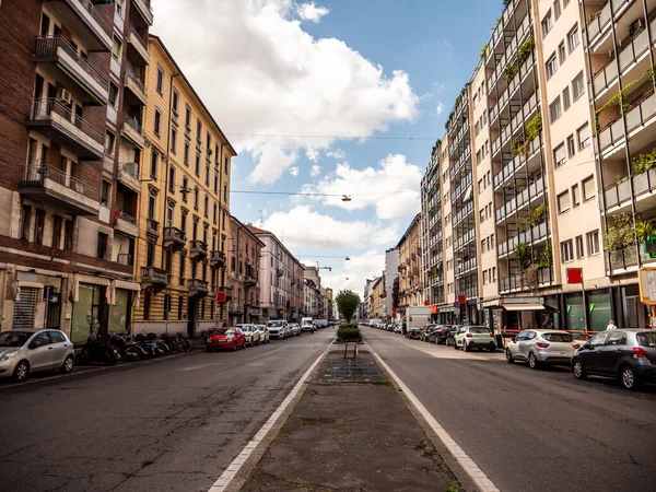 Vista Las Calles Vacías Milán Italia Debido Brote Coronavirus Cierre —  Fotos de Stock