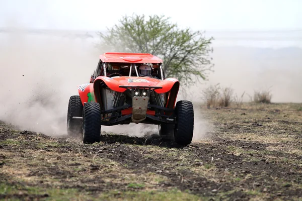 Vista frontal close-up de Corrida Orange Bat rali carro — Fotografia de Stock