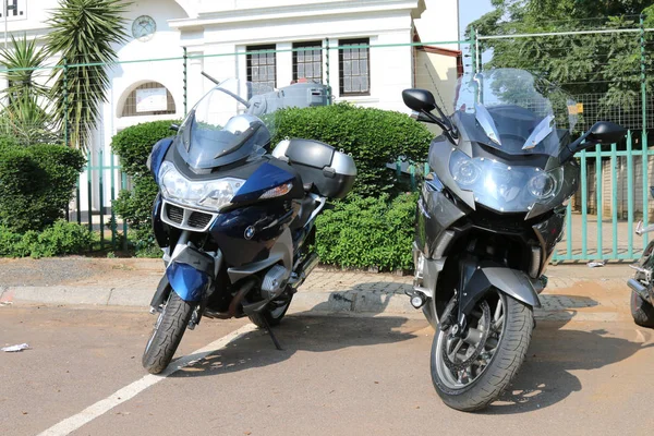 Zaparkowane Bmw motocykle o roczne masy Ride — Zdjęcie stockowe