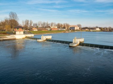 Weir on the Odra River in Opole, Polonya