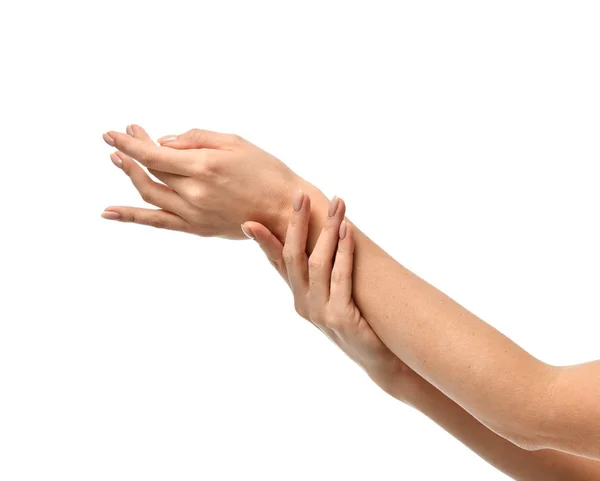 Belas mãos de mulher com unhas de manicure francesas — Fotografia de Stock