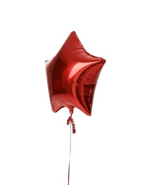 Tek büyük kırmızı yıldız balon nesnesi izole doğum günü için