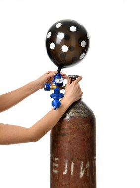 Eller siyah noktalı Balon kullan ekonomi regülatör doldurun Vana helyum tüpüyle şişirmek