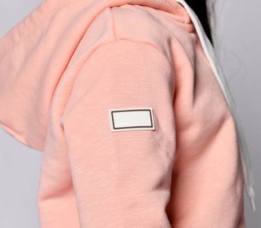 Eşofman eşofmanının yakın detaylarındaki yakın plan resmi gri renk kumaş dokusu