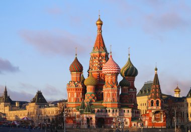 Aziz Basil Katedrali