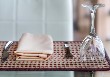 Yemek üzerinde güzel çatal