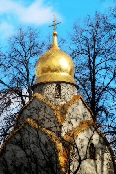 La vecchia chiesa ortodossa — Foto Stock