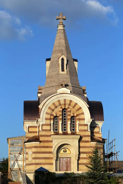 Hermosa Iglesia Ortodoxa en Rusia — Foto de Stock