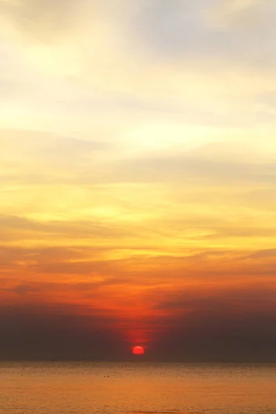 güzel deniz günbatımı