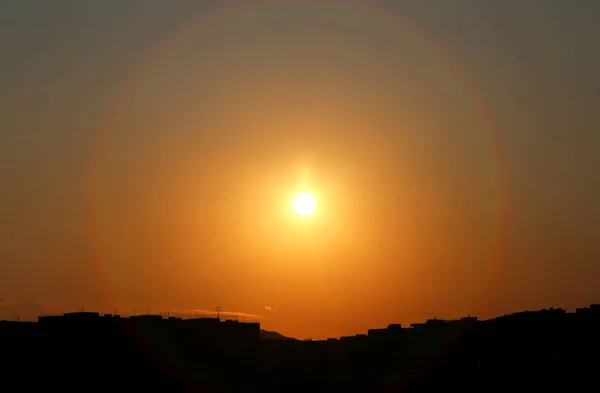 Hermosa foto de la salida del sol de cerca contra —  Fotos de Stock
