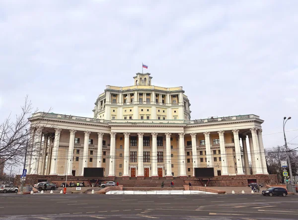 Teatro del ejército ruso en la plaza Suvorovskaya en Moscú . — Foto de Stock