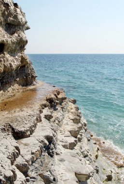 Rusya 'nın Karadeniz kıyısındaki Gelendzhik şehrinin güzel bir fotoğrafı.